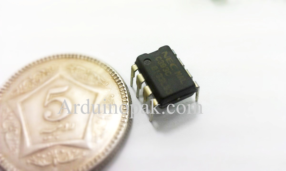 C393C Low Power Dual Voltage Comparators IC DIP-8